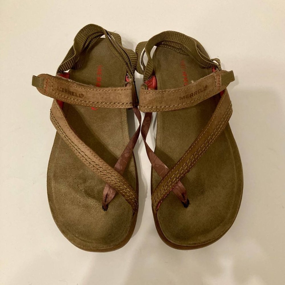 Merrell Kangaroo Sandals with Velcro Closure, SZ 8, Brown